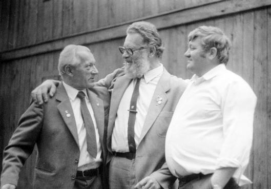 Marian Dulski, Bazyli Krakowski i nn osoba