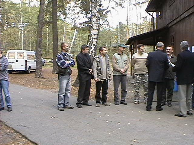 Najlepsi w konkurencji Trap-10, od prawej: Mieczys�aw Maciuszczyk, Marek Siegie�, Henryk Bia�ek, Zbigniew Ka�u�ny, Krzysztof Tu�acz