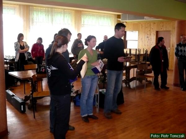 Zwyci�zki zesp� KSS BURSZTYN w Kaliszu, od lewej; Aleksandra Skurtys, Stanis�aw Krawczyk, Alicja Michalak i Ryszard Rogacki