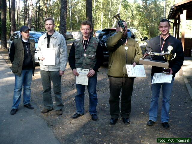 Konkurencja Trap-10, od prawej; Marek Wolarz, Mieczys�aw Maciuszczak, Dawid Ignaszak, Mariusz Buda i Adam Dymarczyk 