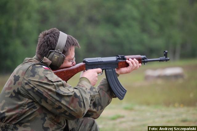 Krzysztof Tu�acz