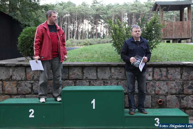 Podium Psp 20 dok�adne, od lewej; Jacek Dorszewicz 
i Stanis�aw Krawczyk