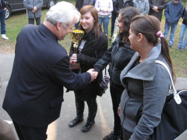 BURSZTYN Kalisz, I m-ce w klasyfikacji zespo�owej junior�w 